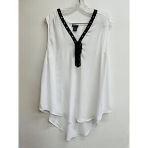 Torrid Black and white Chiffon lace up Tank size 0